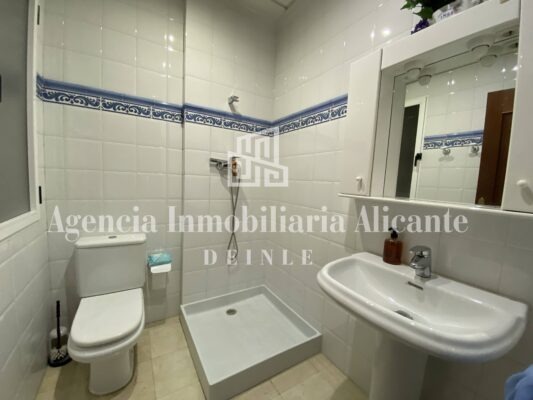 Piso AV Doctor Ramón y Cajal